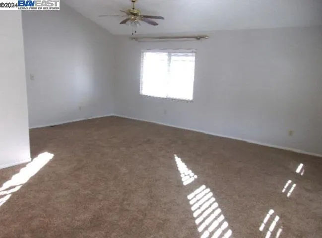 1808 Paris, Antioch, California 94509-6823