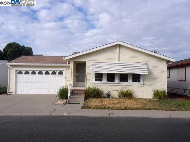 1808 Paris, Antioch, California 94509-6823
