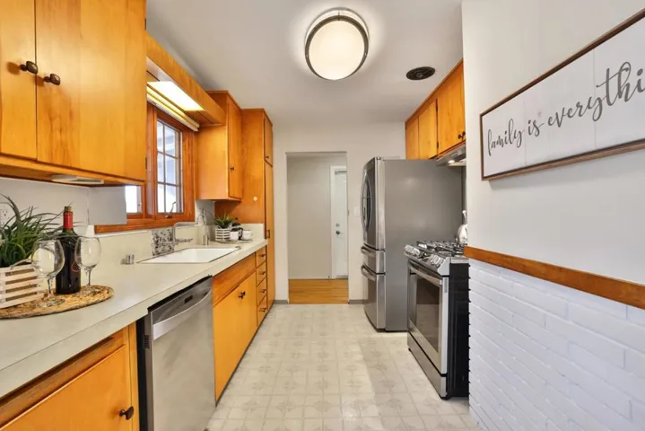 613 Bucher Avenue, Santa Clara, California 95051