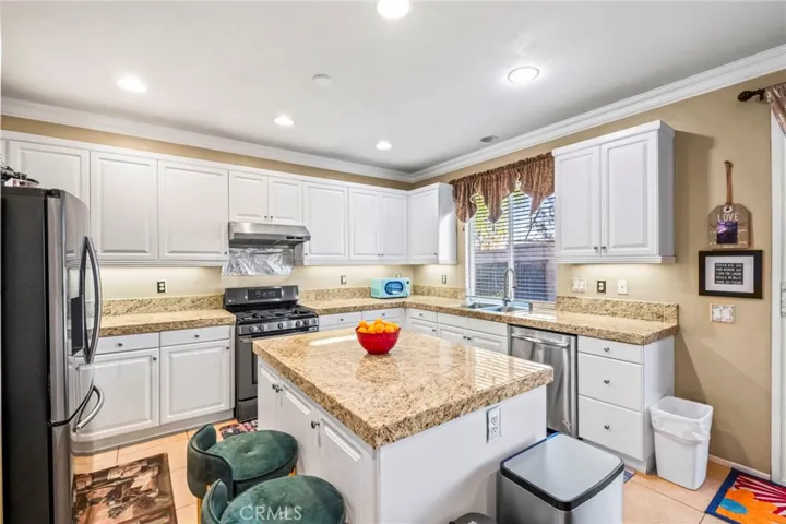 36980 Ascella Lane, Murrieta, California 92563