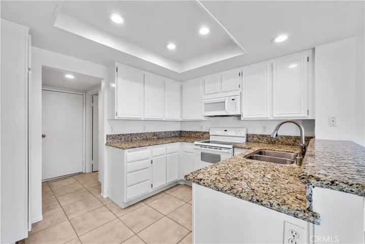 64 Willowood, Aliso Viejo, California 92656