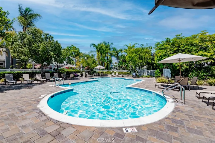 64 Willowood, Aliso Viejo, California 92656