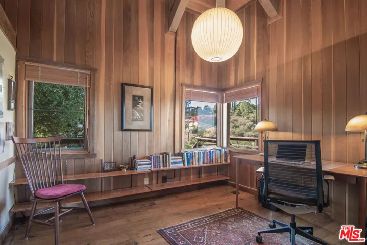 2260 Tuna Canyon Road, Topanga, California 90290