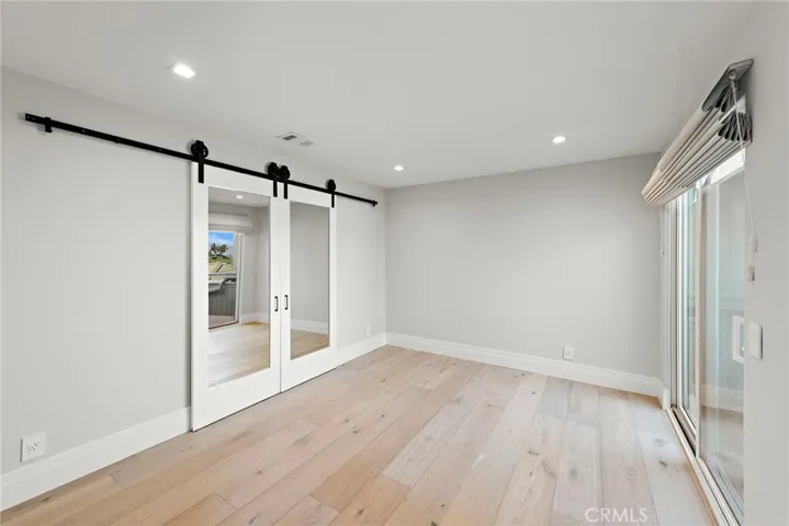 27 Lucerne 35, Newport Beach, California 92660