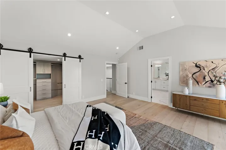 27 Lucerne 35, Newport Beach, California 92660