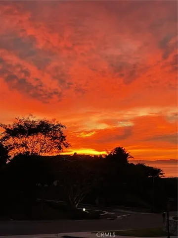 27 Lucerne 35, Newport Beach, California 92660