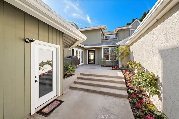 27 Lucerne 35, Newport Beach, California 92660