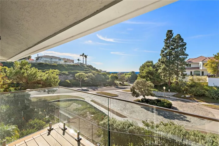 27 Lucerne 35, Newport Beach, California 92660