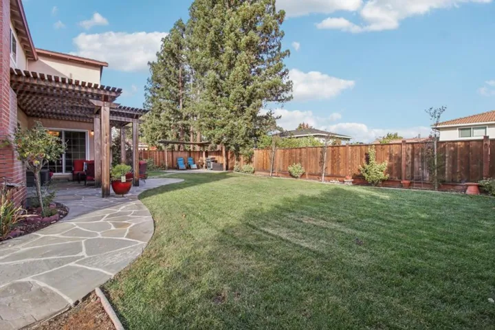 6034 Ostenberg Drive, San Jose, California 95120
