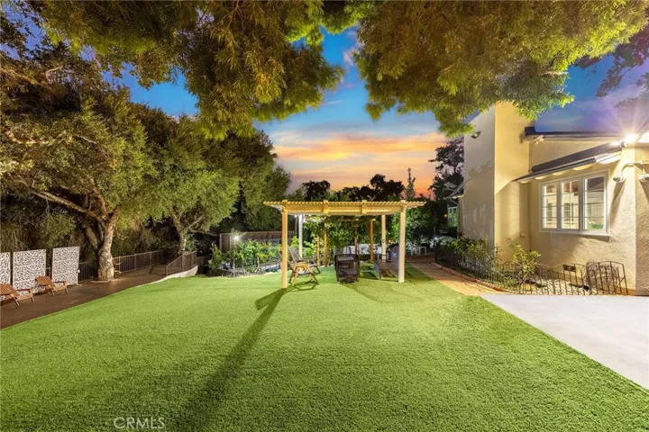 1900 Highland Oaks Drive, Arcadia, California 91006