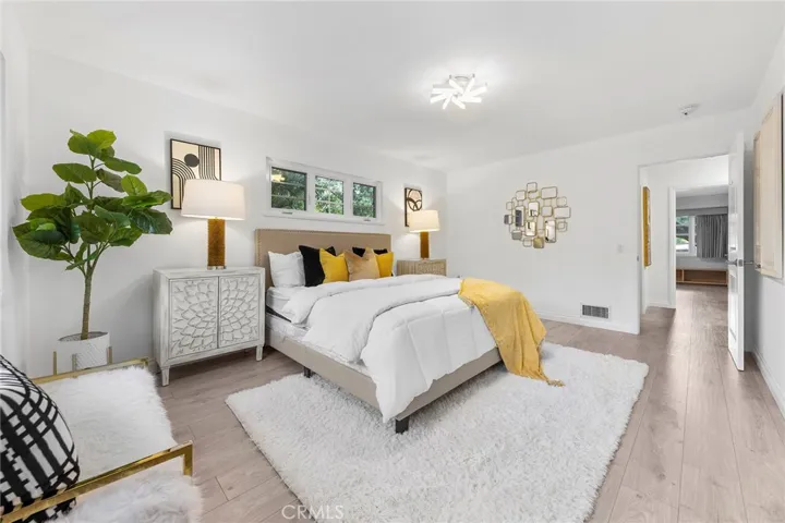 1900 Highland Oaks Drive, Arcadia, California 91006