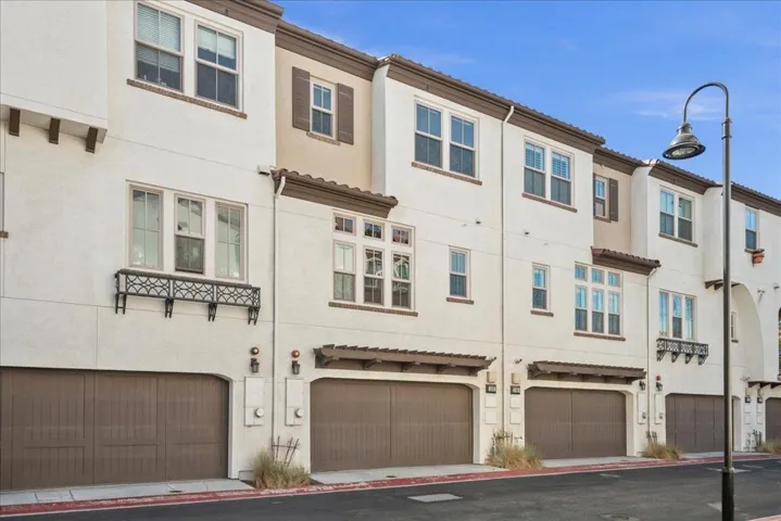 108 Evandale Avenue, Mountain View, California 94043