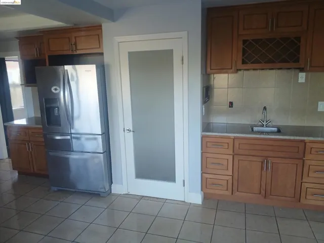 6498 Boone Dr, Castro Valley, California 94552