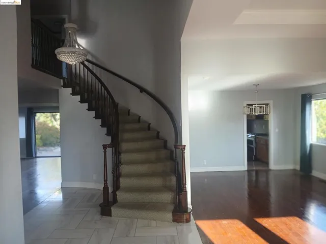 6498 Boone Dr, Castro Valley, California 94552