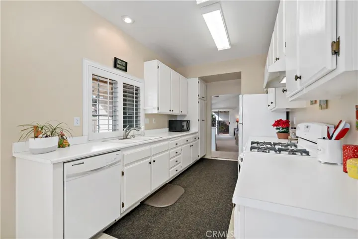 27323 Family Circle, Menifee, California 92586