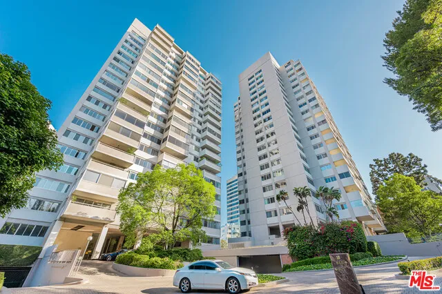 875 Comstock Avenue 16b, Los Angeles, California 90024