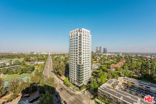 875 Comstock Avenue 16b, Los Angeles, California 90024