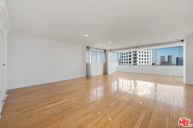 875 Comstock Avenue 16b, Los Angeles, California 90024