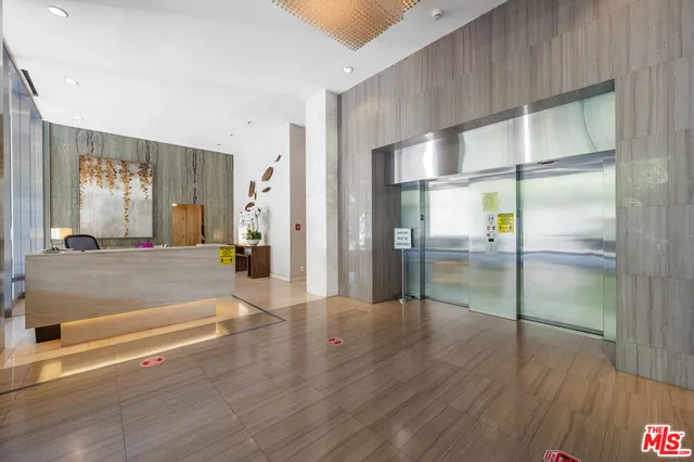 875 Comstock Avenue 16b, Los Angeles, California 90024