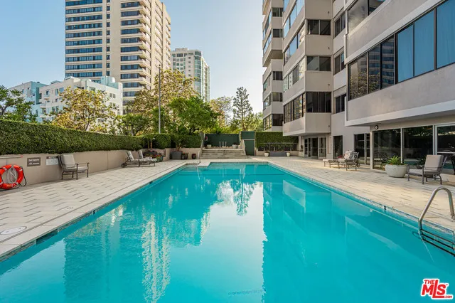 875 Comstock Avenue 16b, Los Angeles, California 90024