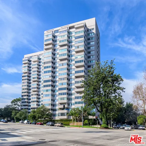 875 Comstock Avenue 16b, Los Angeles, California 90024
