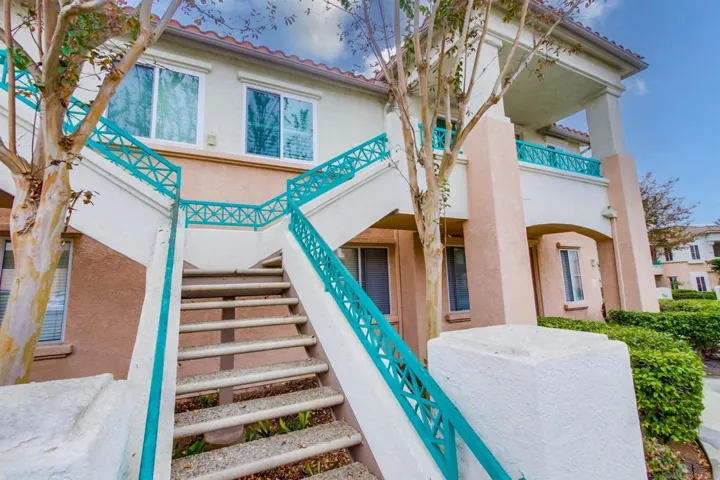 11454 Via Rancho San Diego 202, El Cajon, California 92019