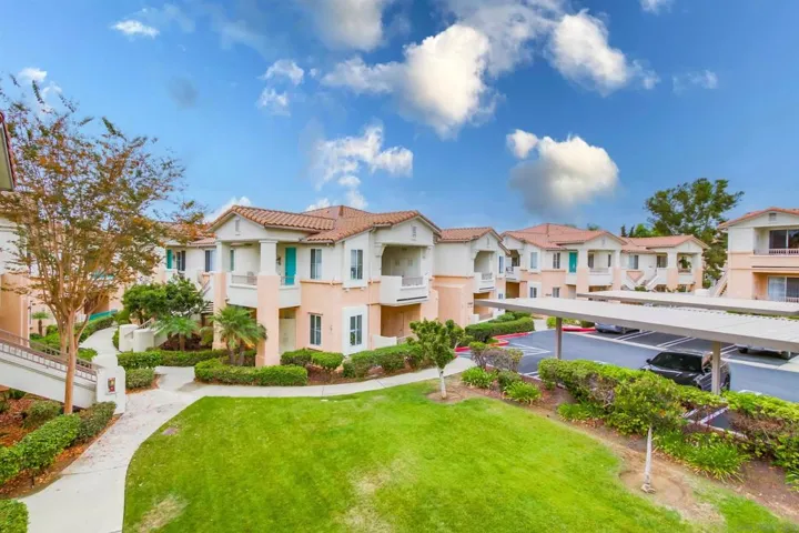 11454 Via Rancho San Diego 202, El Cajon, California 92019