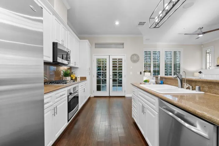 113 Woodhill Drive, Scotts Valley, California 95066
