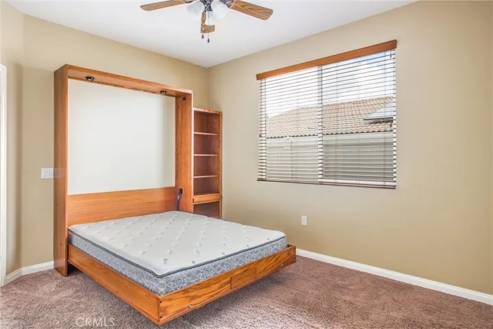 328 Calvert Park, Beaumont, California 92223