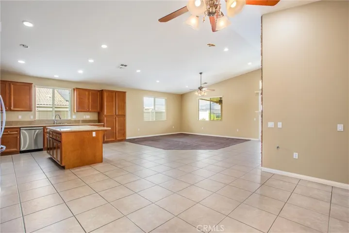 328 Calvert Park, Beaumont, California 92223