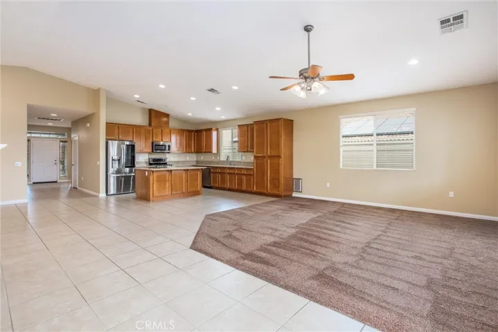 328 Calvert Park, Beaumont, California 92223
