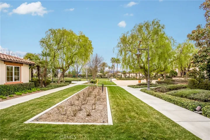 328 Calvert Park, Beaumont, California 92223
