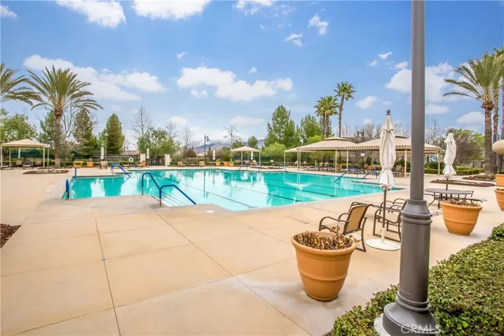 328 Calvert Park, Beaumont, California 92223