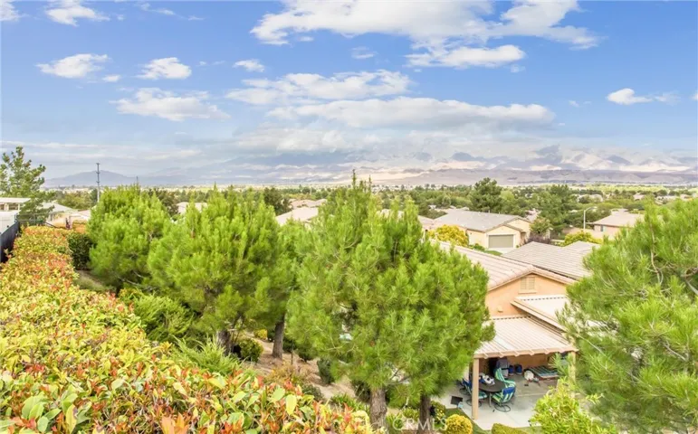 328 Calvert Park, Beaumont, California 92223