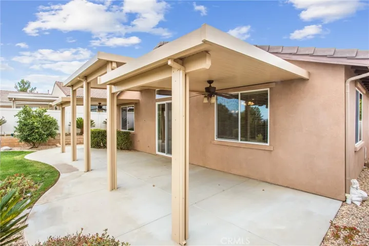 328 Calvert Park, Beaumont, California 92223