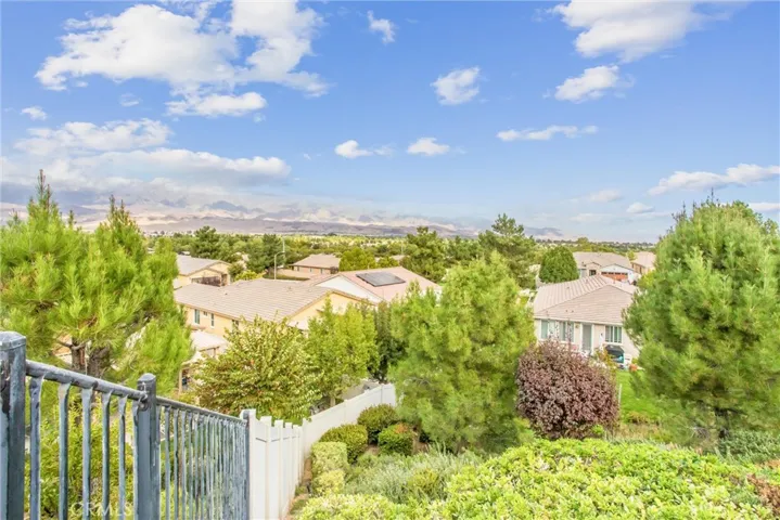 328 Calvert Park, Beaumont, California 92223