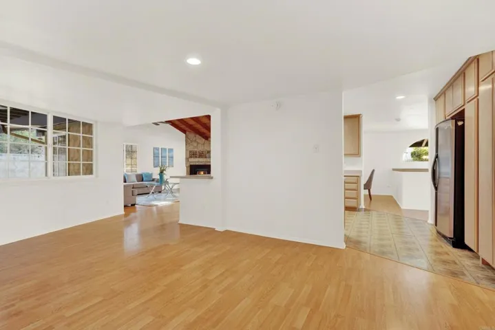 4242 Avenida Gregory, Spring Valley, California 91977