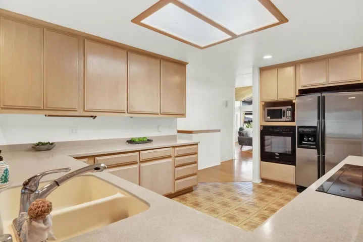 4242 Avenida Gregory, Spring Valley, California 91977