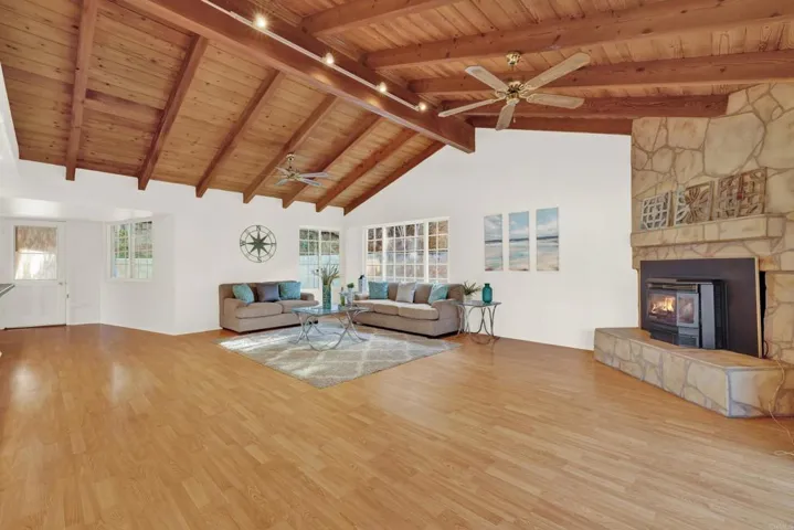 4242 Avenida Gregory, Spring Valley, California 91977