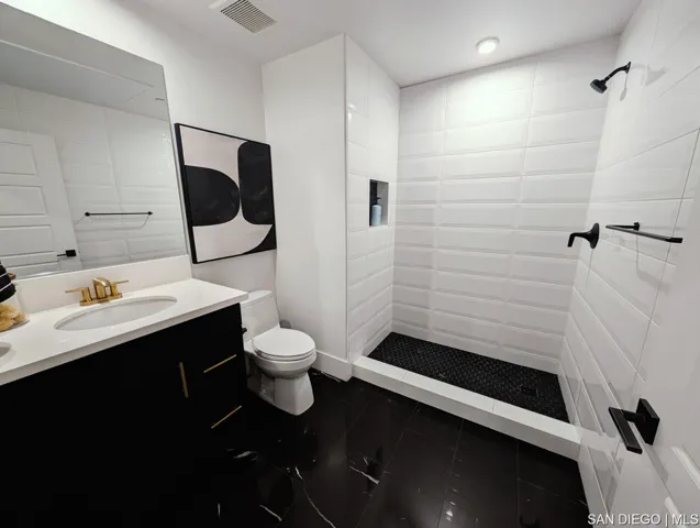 First floor bathroom 1
