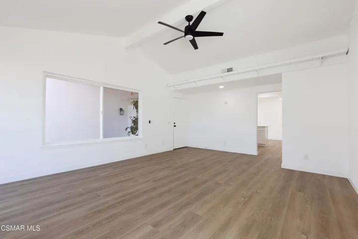 1182 Gracia St Camarillo CA-print-009-00