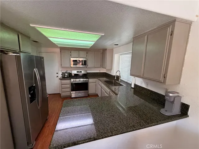 1368 Windsor Place, San Jacinto, California 92583