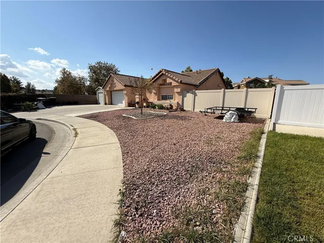 1368 Windsor Place, San Jacinto, California 92583