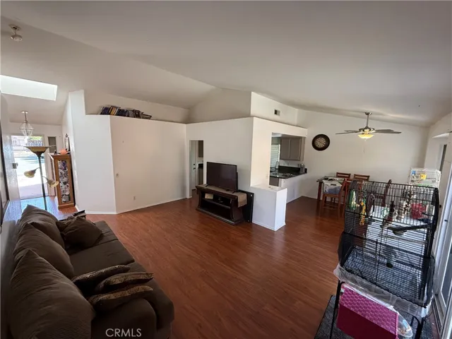 1368 Windsor Place, San Jacinto, California 92583