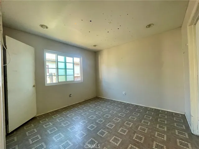 176 Fireside Street, Oceanside, California 92058