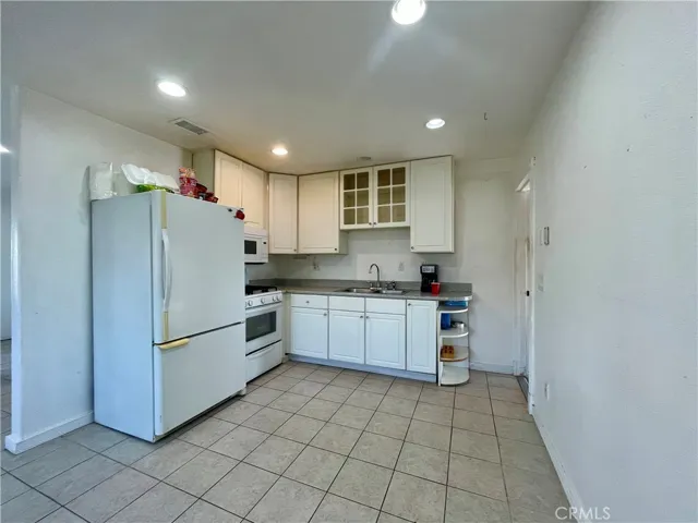 176 Fireside Street, Oceanside, California 92058