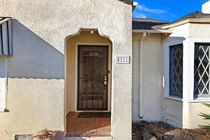 4311 Sunnyside Drive, Riverside, California 92506