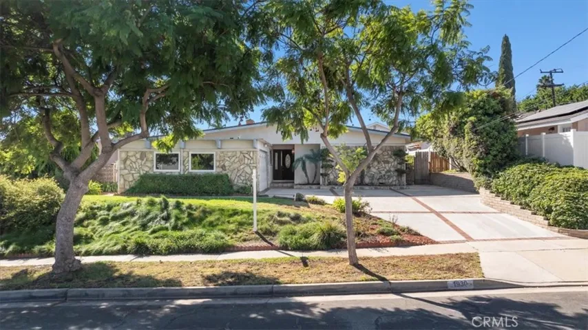 1930 Avenida Aprenda, Rancho Palos Verdes, California 90275