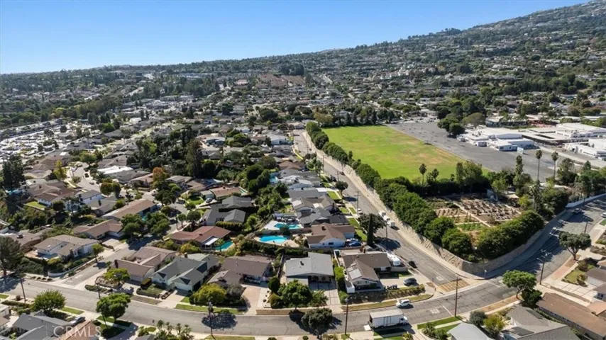 1930 Avenida Aprenda, Rancho Palos Verdes, California 90275