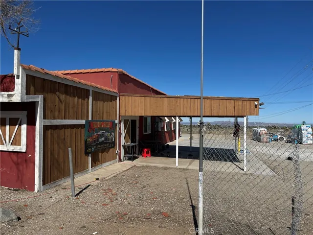 10750 Sheep Creek Road, Phelan, California 92371
